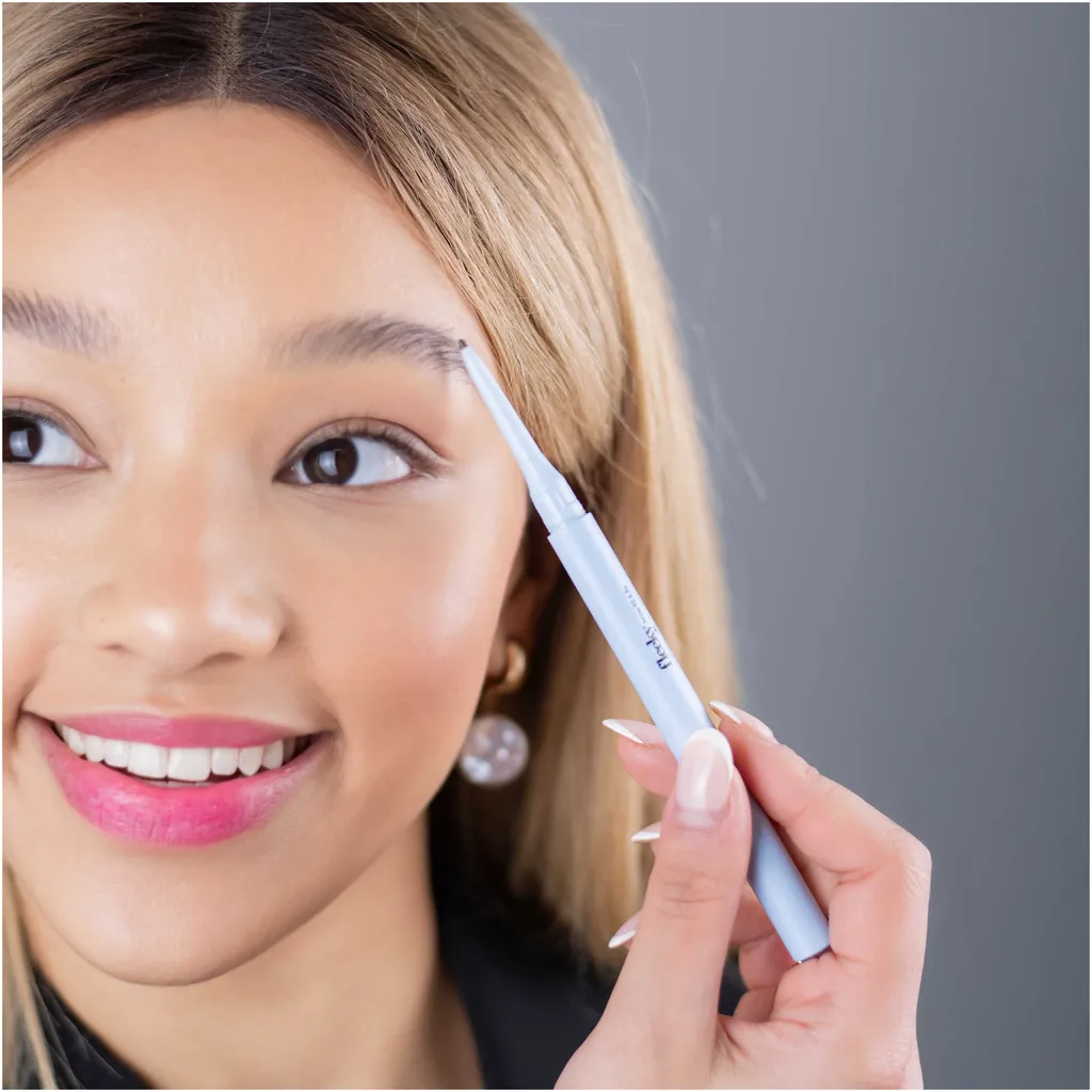 Fleeky Brow Fill & Fix - Brun pâle