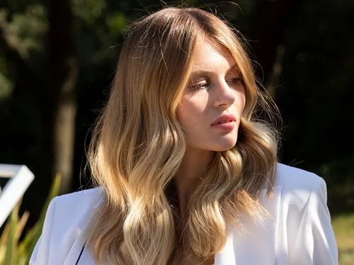 Balayage: une technique de coloration pour un look naturel