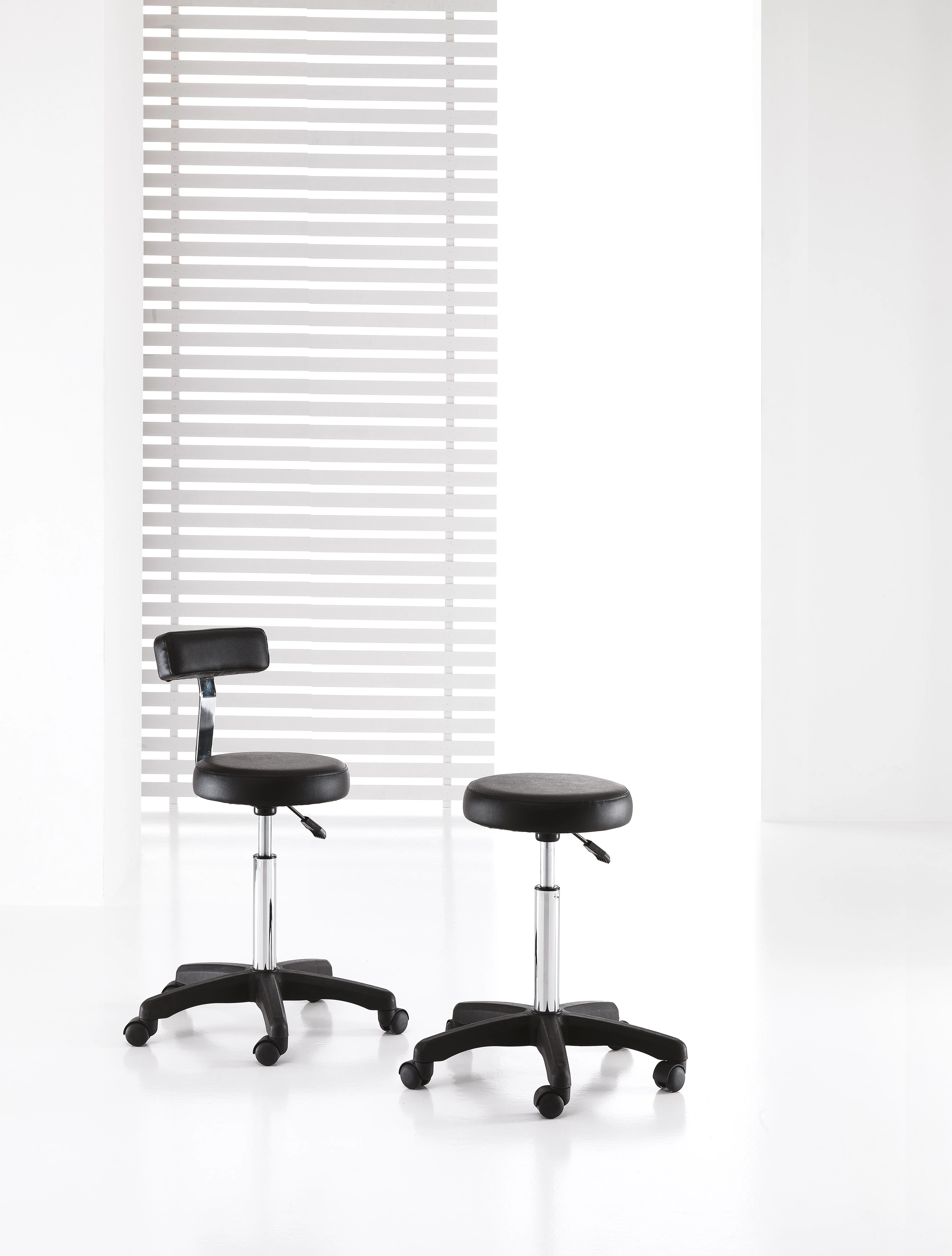 Smart Black Tabouret