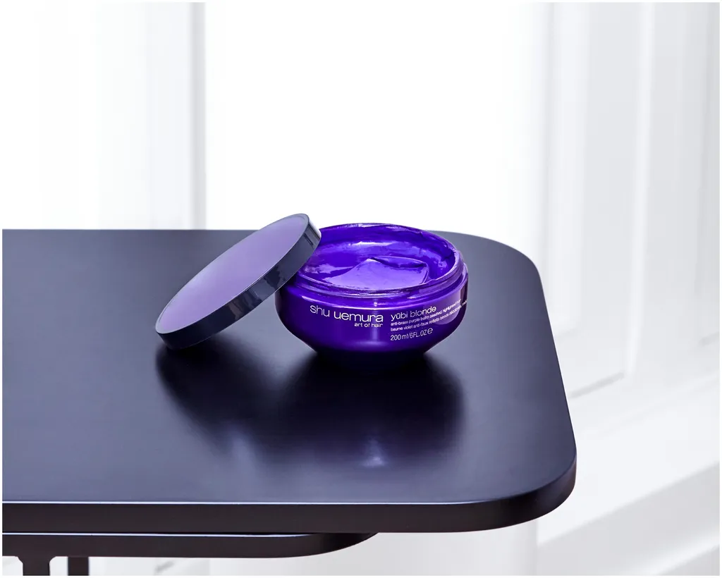 Shu Uemura Yubi Blonde Baume Violet anti-faux reflets