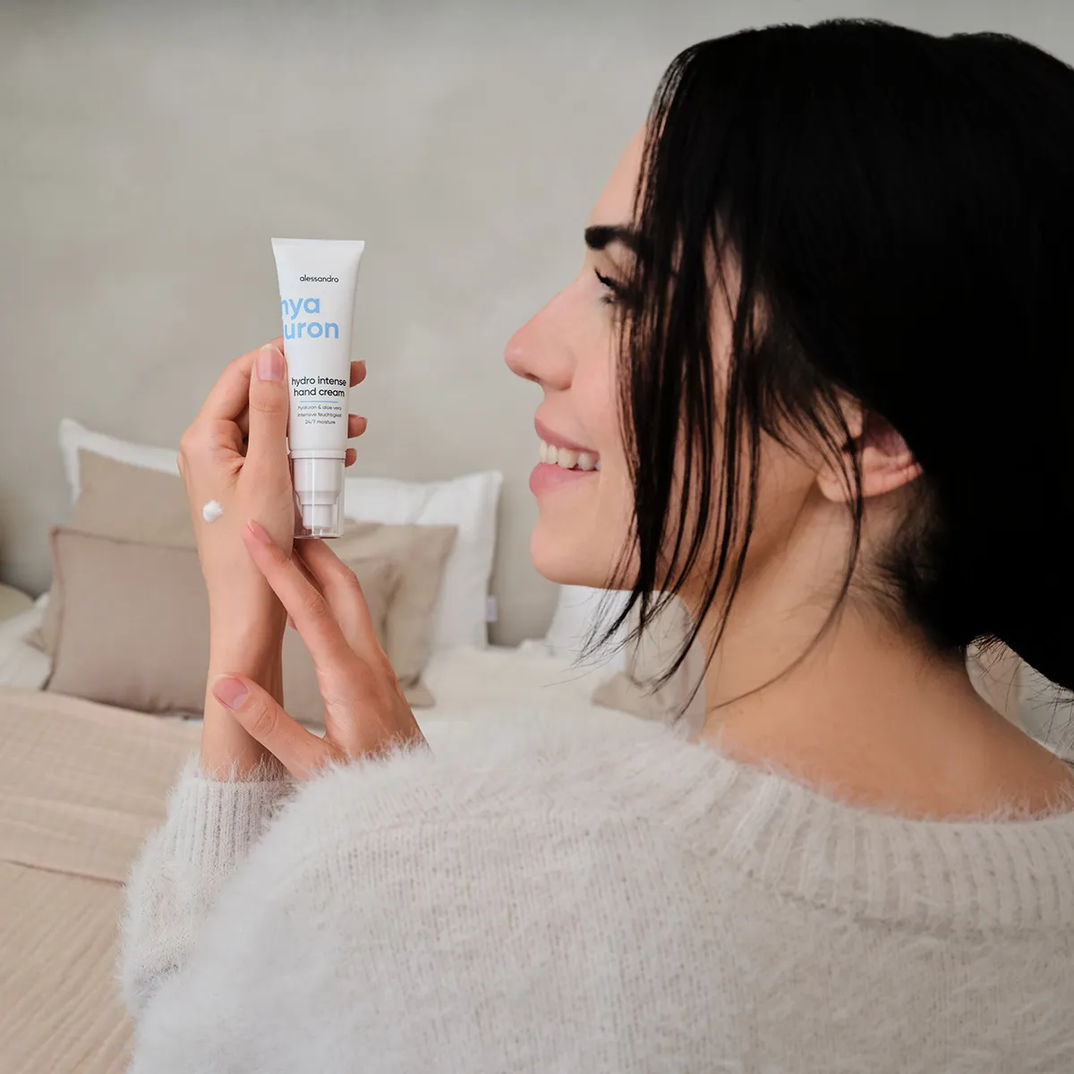 Crème pour les mains Alessandro Hyaluron Hydro Intense